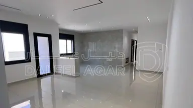 شقة في ابو نصير قرب مسجد الانصار - 71,000 دأ - صورة NaN